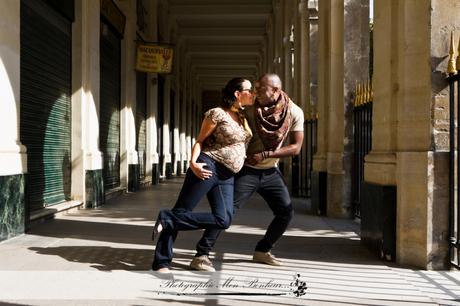 Photographe grossesse Palais Royal – Anne-Laure featured, bon cadeau à offrir séance photo, jeunes parents, lumière naturelle, Photo Grossesse, Photographe Grossesse 75, photographe maternité paris, Photographe pour Grossesse, Prix Photographe Maternité, Séance Photo Grossesse Paris, Tarif Photographe Maternité