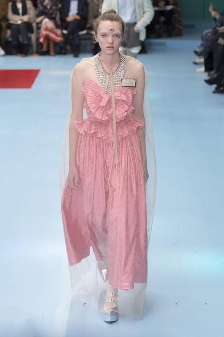 Gucci : la mode sous bistouri par Alessandro Michele Gucci : la mode sous bistouri par Alessandro Michele
