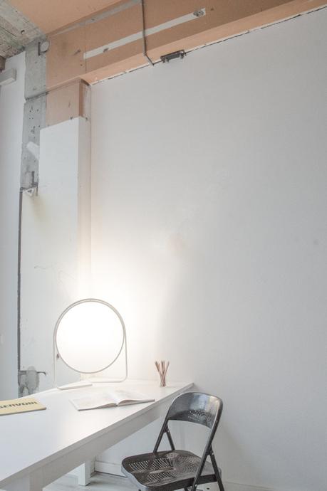 Zoom sur le design de Marija Dondovic exposé à la ToolsGalerie