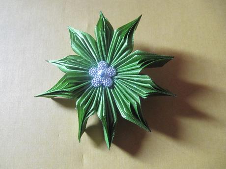 Mes ouvrages - encore des fleurs Mes ouvrages - encore des fleurs