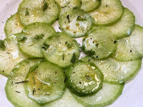 Green radis – Carpaccio de radis vert à l’huile de sésame