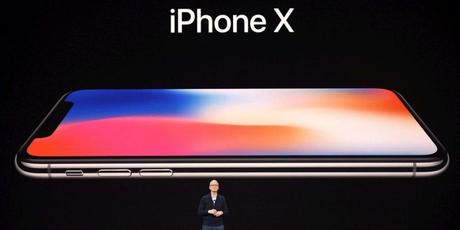 Apple pourrait finalement commercialiser l’iPhone X jusqu’en 2019