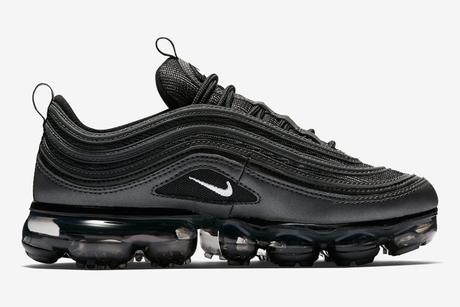 Nike Air Vapormax 97 Triple Black