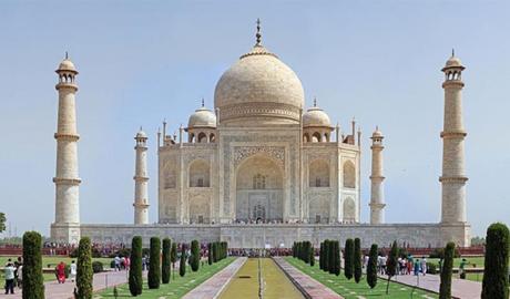 Monumental, records et merveilles de l’architecture, de Sarah Tavernier et Alexandre Verhille Monumental, records et merveilles de l’architecture, de Sarah Tavernier et Alexandre Verhille