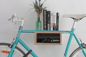 Vélo et porte vélo dans la déco, on en parle !