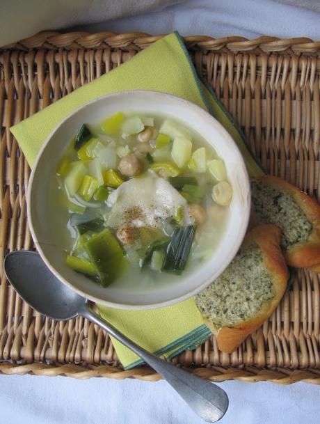 Soupe de poireaux aux pois chiches Soupe de poireaux aux pois chiches