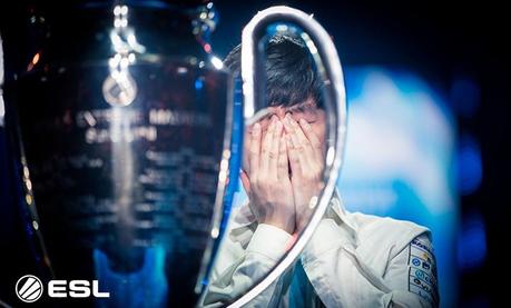 Team Dignitas et Rogue ont tout gagné aux IEM Katowice Rogue-IEM-2018-720