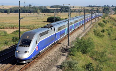 Enfin une App sur iPhone qui informe les voyageurs de la SNCF