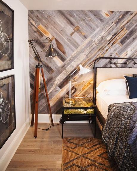 couvrir mur de bois idee planche de bois upcycling recyclage decoration tete de lit chambre