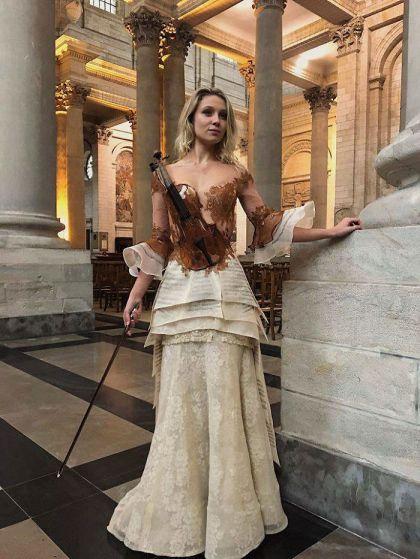 Haute couture surprenante de Sylvie Facon