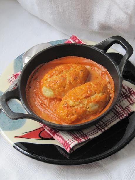 Quenelles de poisson, sauce Aurore Quenelles de poisson, sauce Aurore