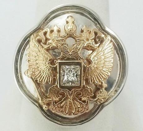 Bijoux de luxe chevaliere luxe aigle deux ors et diamants