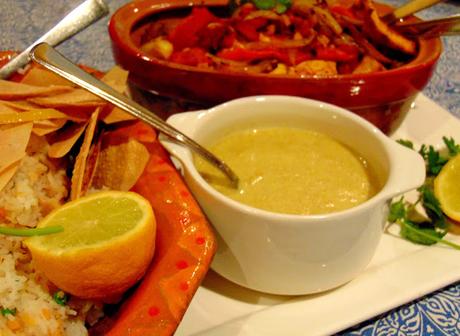 Tofu aux parfums indiens avec sauce au cari vert