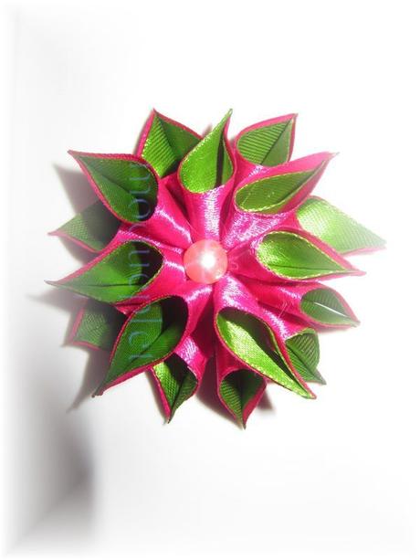 Mes ouvrages - de nouvelles fleurs …… Mes ouvrages - de nouvelles fleurs ……