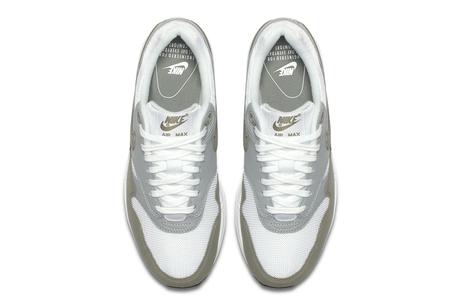 Nike Air Max 1 Light Pumice and Dark Stucco Nike Air Max 1 Light Pumice and Dark Stucco