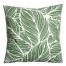   Housse de coussin en coton bio H&M Home  
 Pour apporter une touche nature à votre canapé ou à vos fauteuils, cette jolie housse de coussin en coton bio à l'imprimé végétal sera parfaite. 
  Prix indicatif :  4,99€ sur le site  www2.hm.com  