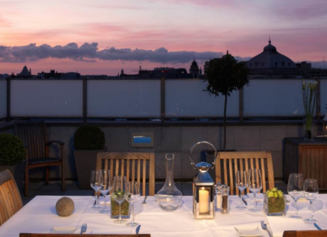 « Mister Mystère » pour Pâques à l’Hotel Amigo, à Bruxelles