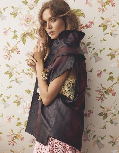 Josephine Skriver par Zoey Grossman Josephine Skriver par Zoey Grossman