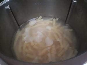 Gratin de Macaroni à la Bolognaise Cliquer sur les photographies pour les agrandir