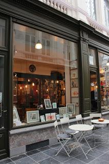 livre ou verre charleroi café littéraire passage de la bourse