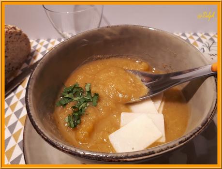 Velouté de Navets Boule d'or, Topinambour, carotte et Coriandre Velouté de Navets Boule d'or, Topinambour, carotte et Coriandre