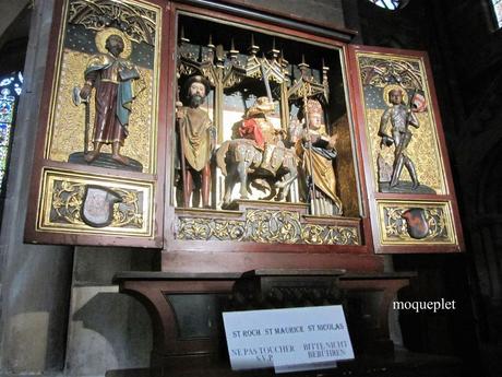 La France - Strasbourg -  La Cathédrale et son intérieure 1