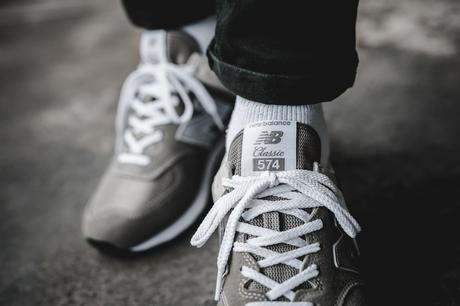 New Balance 574 Grey Day Tongue