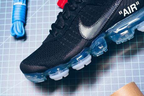 Off White x Nike Air Vapormax Black