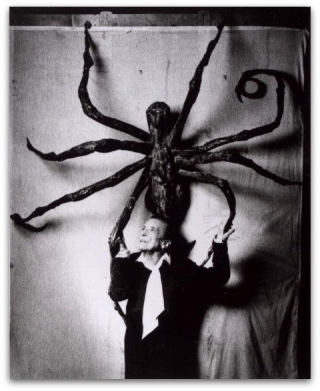 Louise-bourgeois-spider-maman-london.jpg Louise-bourgeois-spider-maman-london.jpg