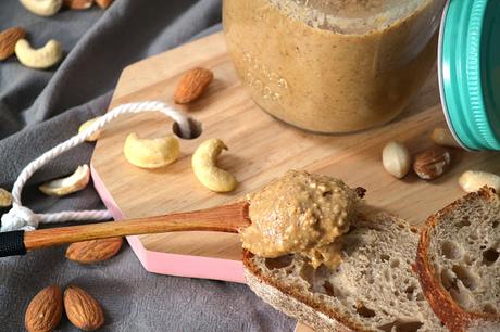 Amandes, cacahuètes et cajou : mon beurre d'oléagineux maison