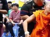 ticket rouge pour robe orange provoque malaise loterie l'armée Thaïlandaise