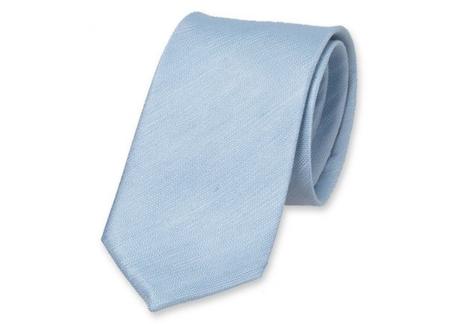 Cravate en lin chinée casual chic.