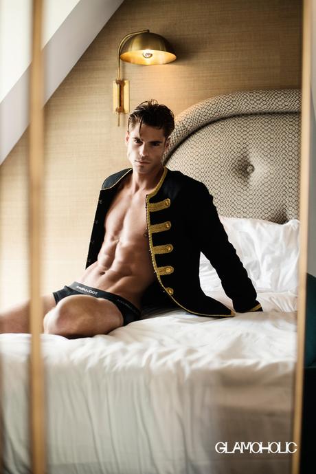 SEXY : Giovanni Bonamy, more glamoholic than ever