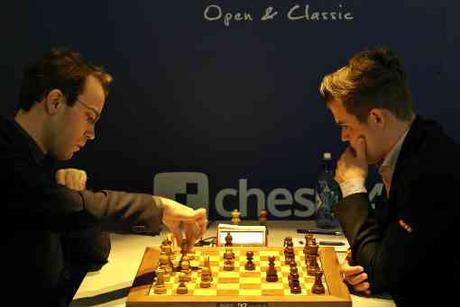 Le grand-maitre international d'échecs Georg Meier face au champion du monde Magnus Carlsen - Photo © site officiel 