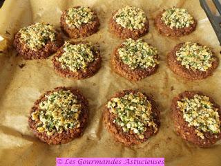 Galettes lentilles-boulgour-sarrasin-épinards à la croûte d'herbes (Vegan)