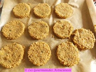 Galettes lentilles-boulgour-sarrasin-épinards à la croûte d'herbes (Vegan)