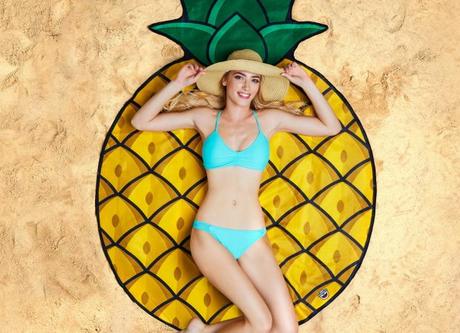 pineapple_beach_blanket_1