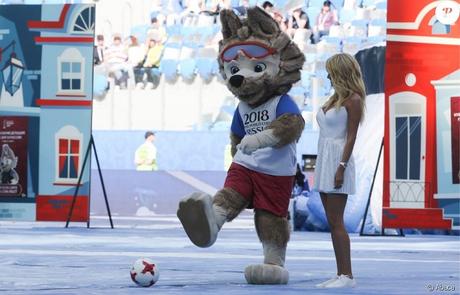 mascotte coupe du monde de football 2018 un loup Zabivaka