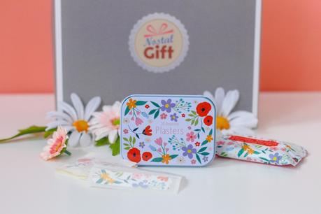 Les Jolies Box : NostalGift Les Jolies Box : NostalGift