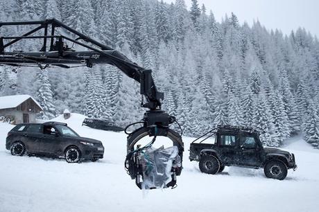 CINEMA : James Bond a choisi Jaguar Land Rover jaguar-land-rover-007-Elements-james-bond-experience-main-image