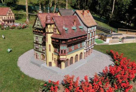 Parc miniature Alsace Lorraine © Patineurjul - licence [CC BY-SA 3.0] from Wikimedia Commons