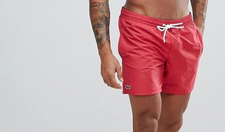 Les accessoires indispensables pour cet été accessoire ete homme maillot de bain lacoste