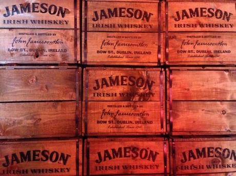 Les célèbres caisses de bois Jameson