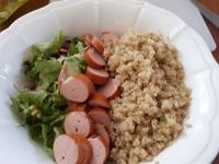 Salade de Quinoa, Noix et Saucisses Cliquer sur les photographies pour les agrandir