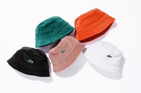 Supreme x Lacoste : une collaboration printanière au sommet de la hype Supreme x Lacoste : une collaboration printanière au sommet de la hype