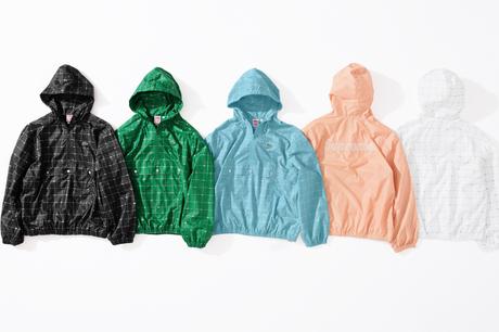 Supreme x Lacoste : une collaboration printanière au sommet de la hype Supreme x Lacoste : une collaboration printanière au sommet de la hype
