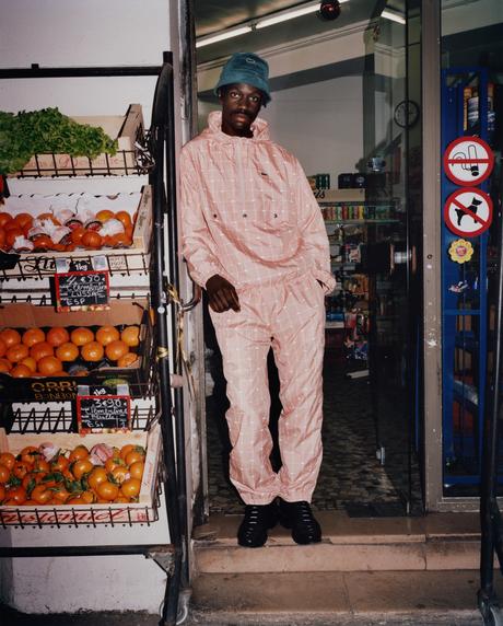 Supreme x Lacoste : une collaboration printanière au sommet de la hype Supreme x Lacoste : une collaboration printanière au sommet de la hype