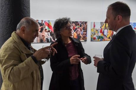 Vernissage photos: «Dans les yeux de Demir» 30715126_10211597111835497_6753936278841982976_n.jpg