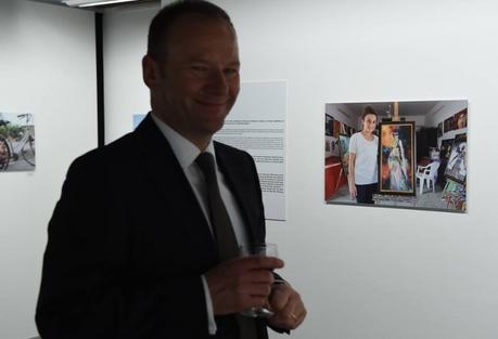 Vernissage photos: «Dans les yeux de Demir» 30740102_10211597108035402_6389757832786345984_n.jpg