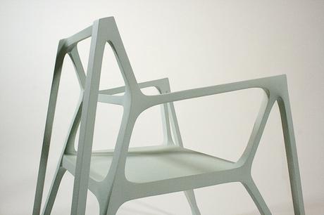 Ango chaise « obtusangle » par Benjamin Migliore et Albert Puig